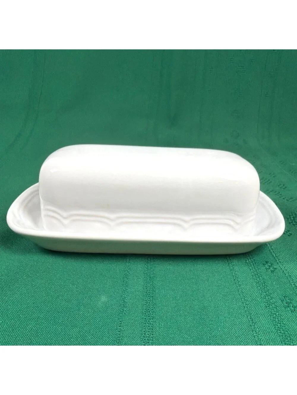 Vintage 80s Pfaltzgraff Gazebo White Covered Lid Butter Dish #028  Stoneware USA